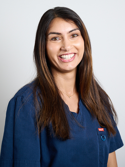Dr Anika Benawra